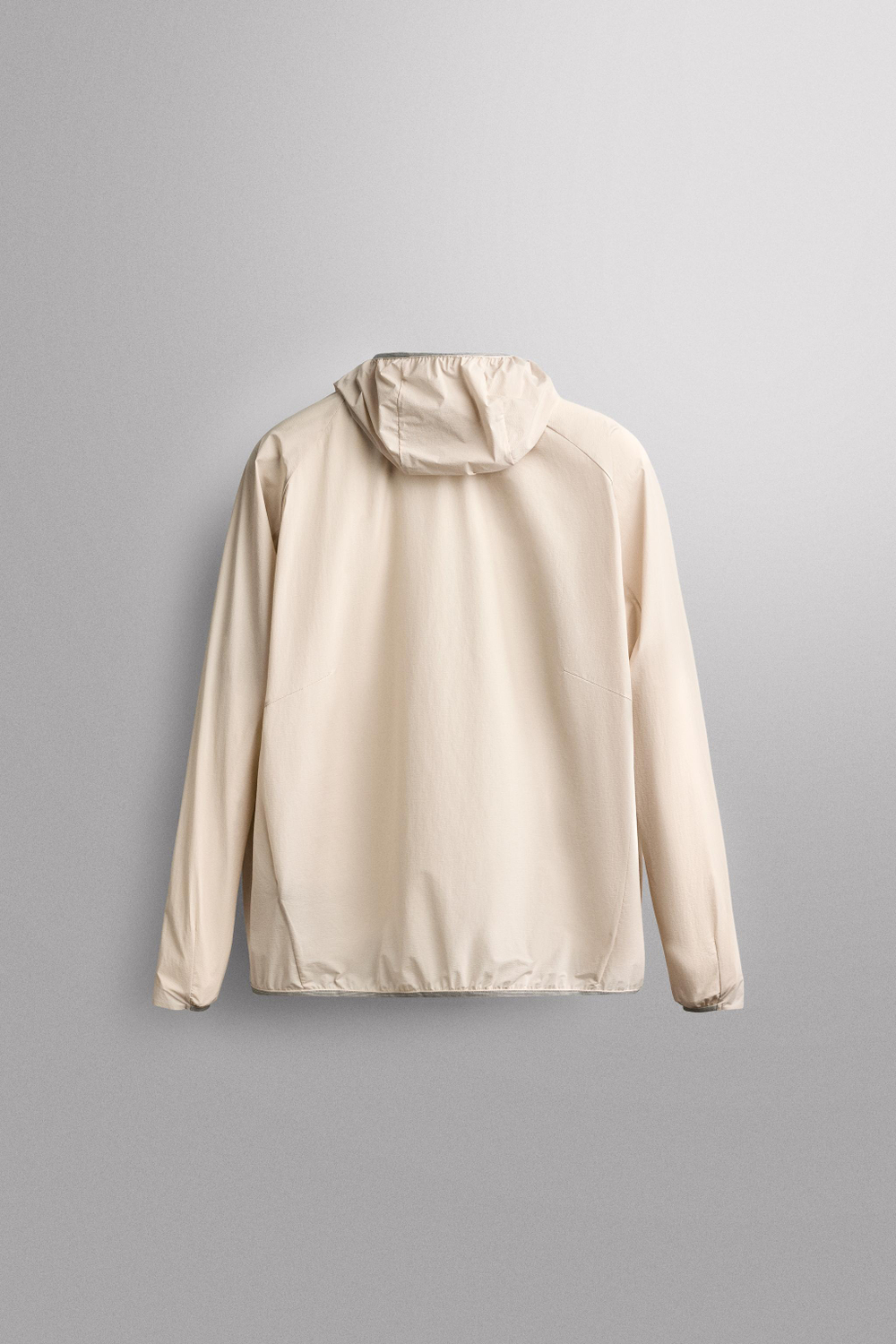 ВЕТРОЗАЩИТНАЯ КУРТКА ИЗ ТЕХНИЧЕСКОЙ ТКАНИ — ZARA