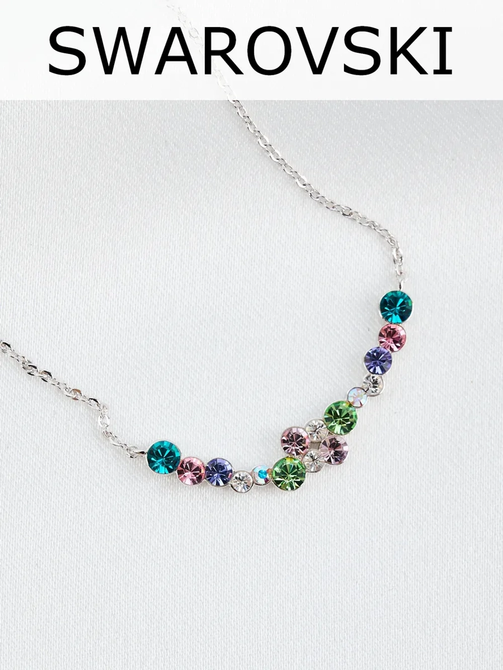 Тонкое колье Млечный путь с разноцветными кристаллами Swarovski