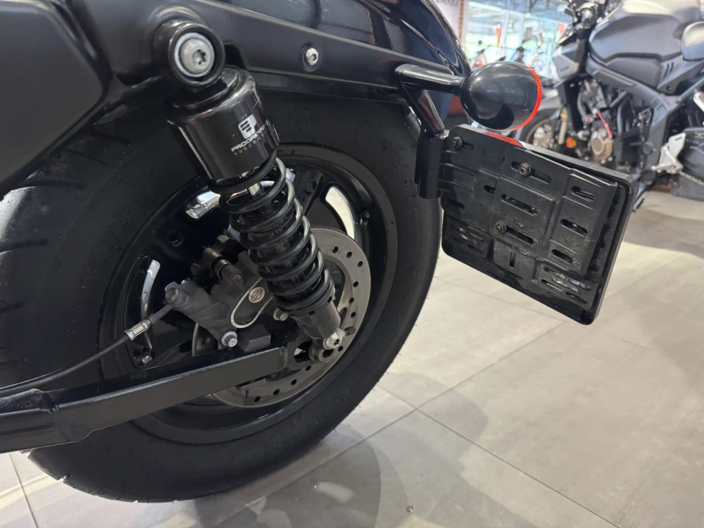 HARLEY-DAVIDSON XL1200