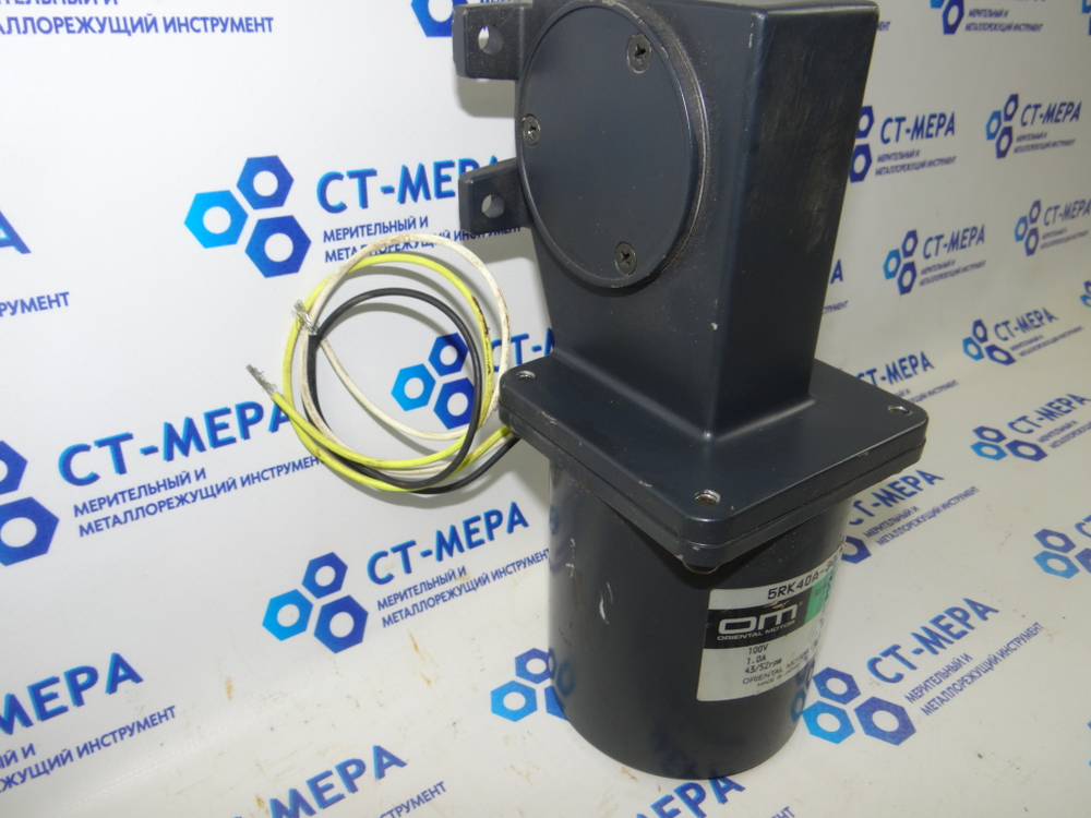 Двигатель индукционный реверсивный 5RK40A-30LA