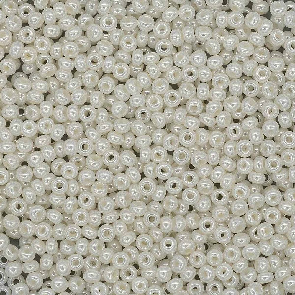 Бисер Preciosa жемчужный 10/0 (2.3 мм), круг.отв., 50 г, (47102)