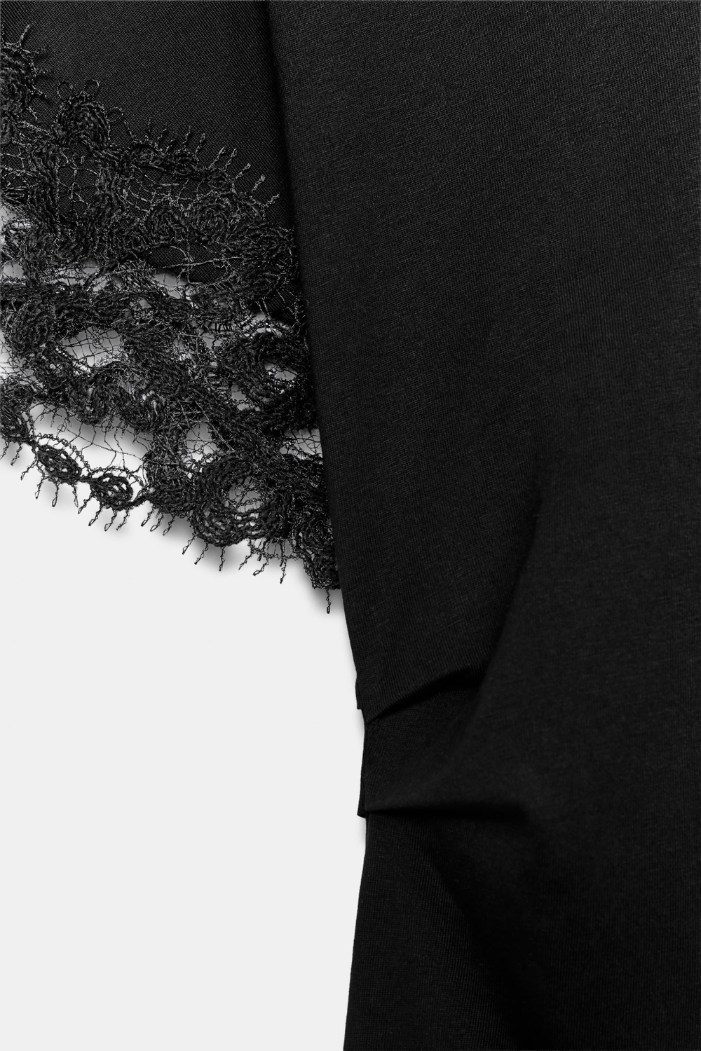 АСИММЕТРИЧНАЯ ФУТБОЛКА С КРУЖЕВОМ — ZARA