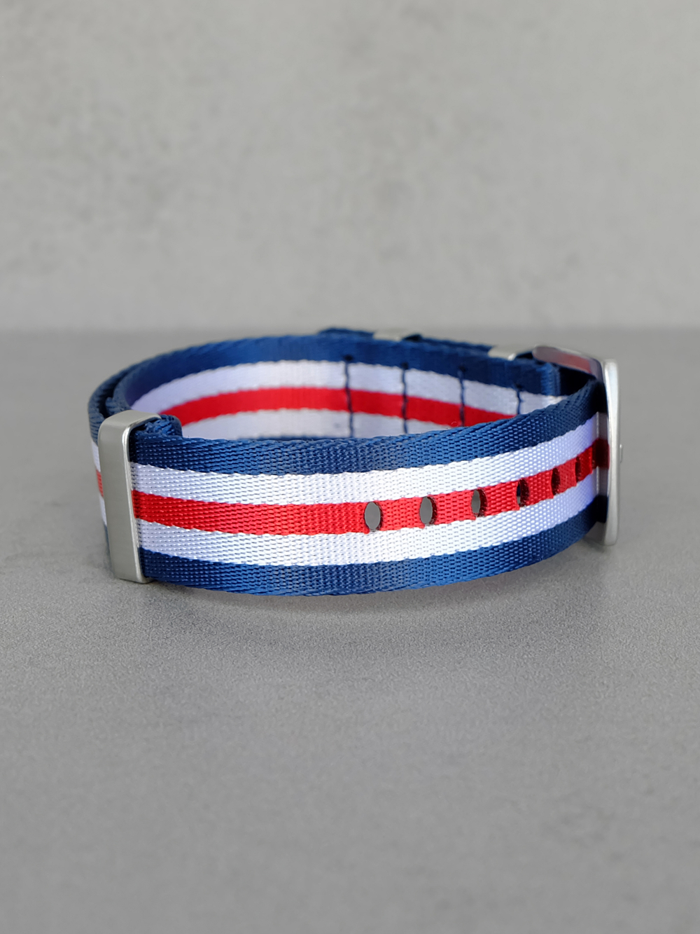 Nato Strap Premium - нейлоновый ремешок для часов
