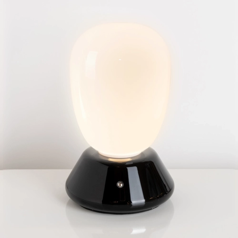 Настольная светодиодная лампа Lightstar UOVO 807917