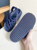 Сандалии Zara