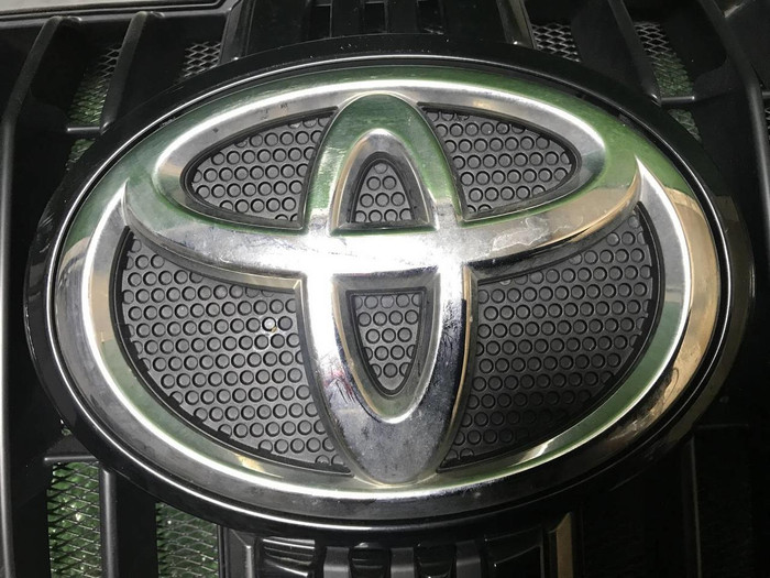 Решетка радиатора Toyota LC Prado 150 17-нв Black