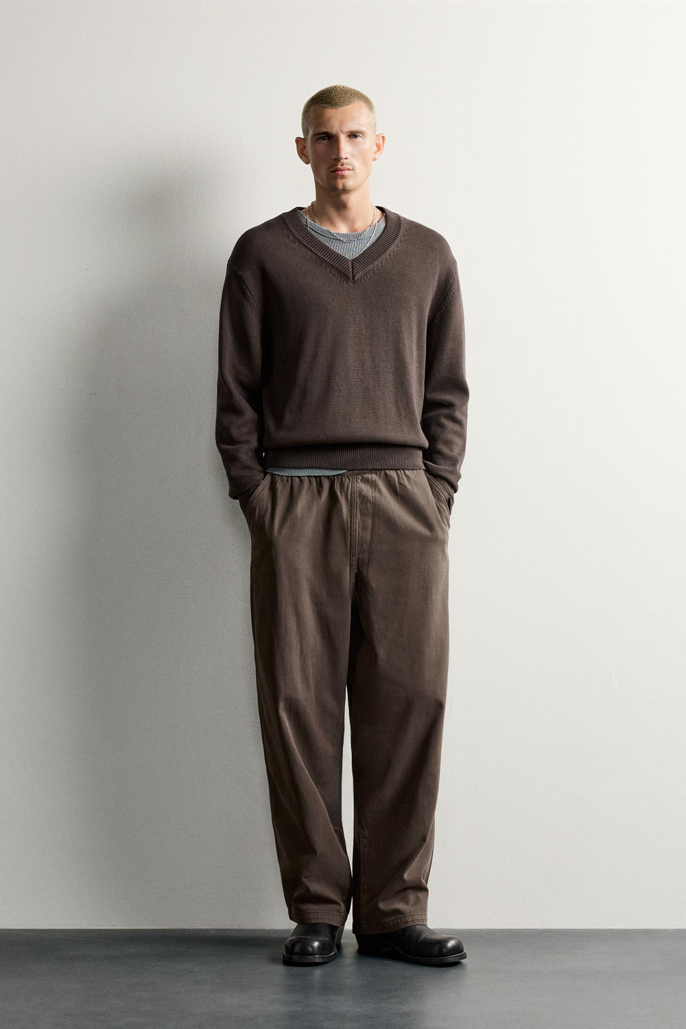 БРЮКИ RELAXED FIT В ЕЛОЧКУ — ZARA