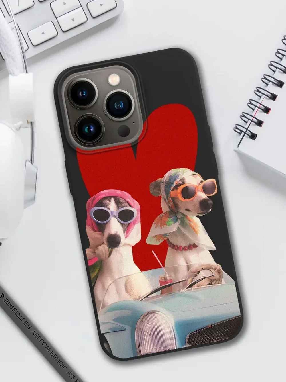 Чехол на iPhone 16 Pro