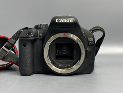 Canon 550D Kit 18-55mm 3.5-5.6 IS II 30.000 кадров