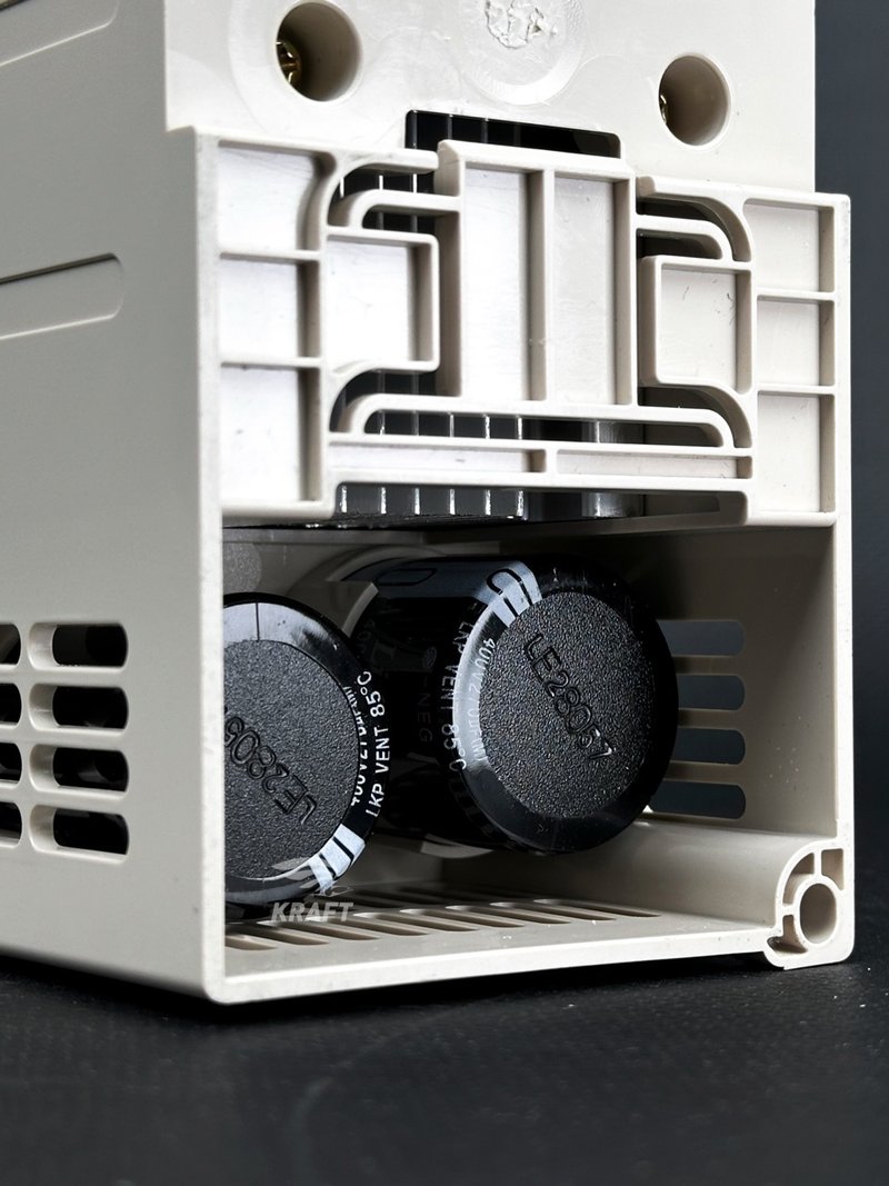 Преобразователь частотный В100-BSD1.5KW