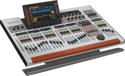 Цифровая микшерная консоль BEHRINGER WING