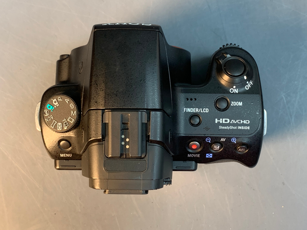 Sony Alpha SLT-A37 Kit 18-55mm 7455 кадров