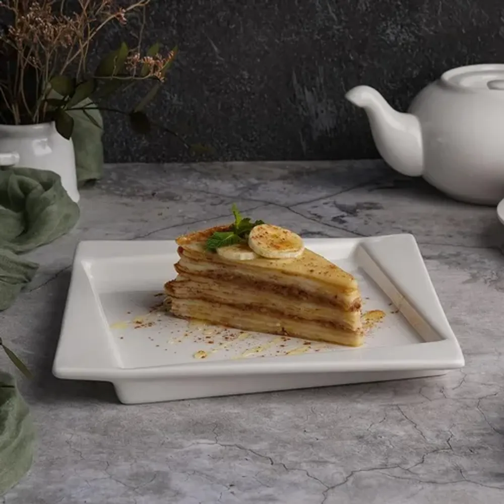 Тарелка 20,8*20,8 см h2 см квадратная смещенное дно Asymmetry белая фарфор P.L. Proff Cuisine [1]