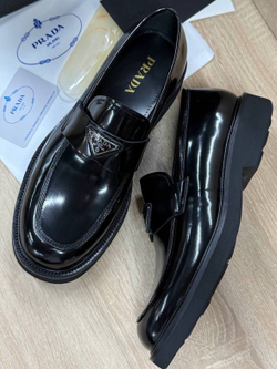 Лоферы Prada