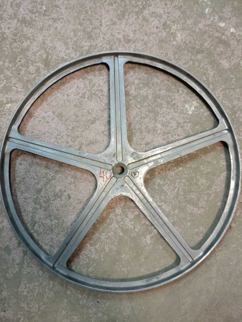 40 Шкив для стиральной машины Electrolux 1246398000 б/у