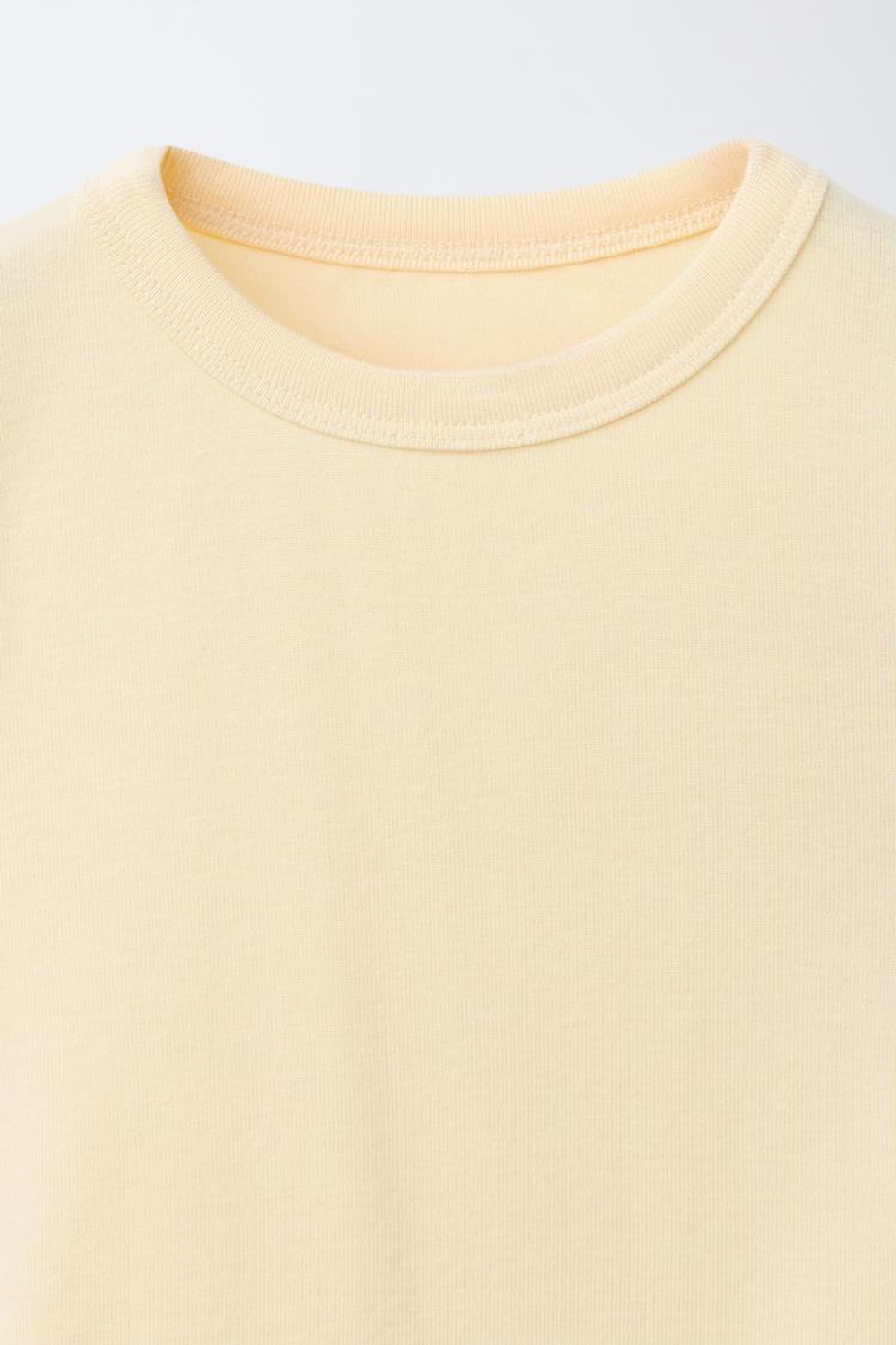 ZARA ФУТБОЛКА ИЗ МОДАЛА С ВЫРЕЗАМИ И БАНТАМИ, ЖЕЛТЫЙ