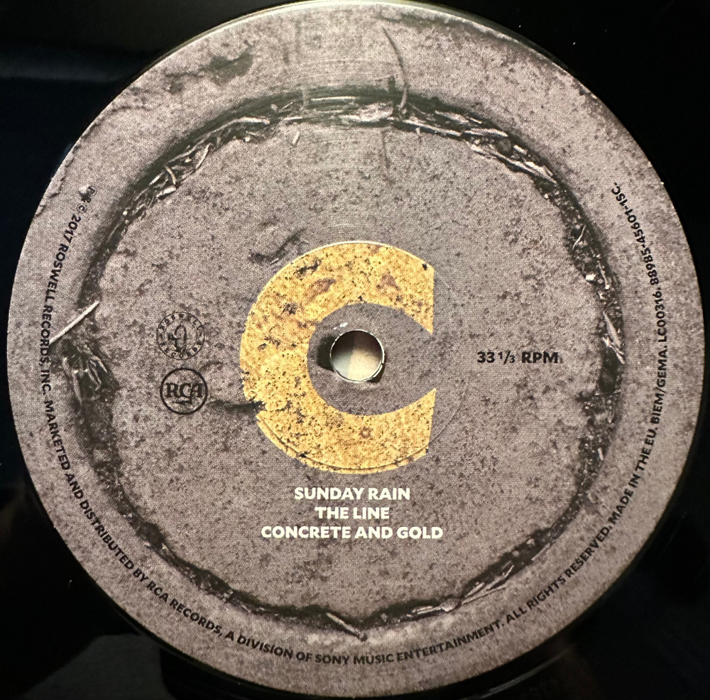 Foo Fighters - Concrete And Gold 2LP (Европа 2017г.)
