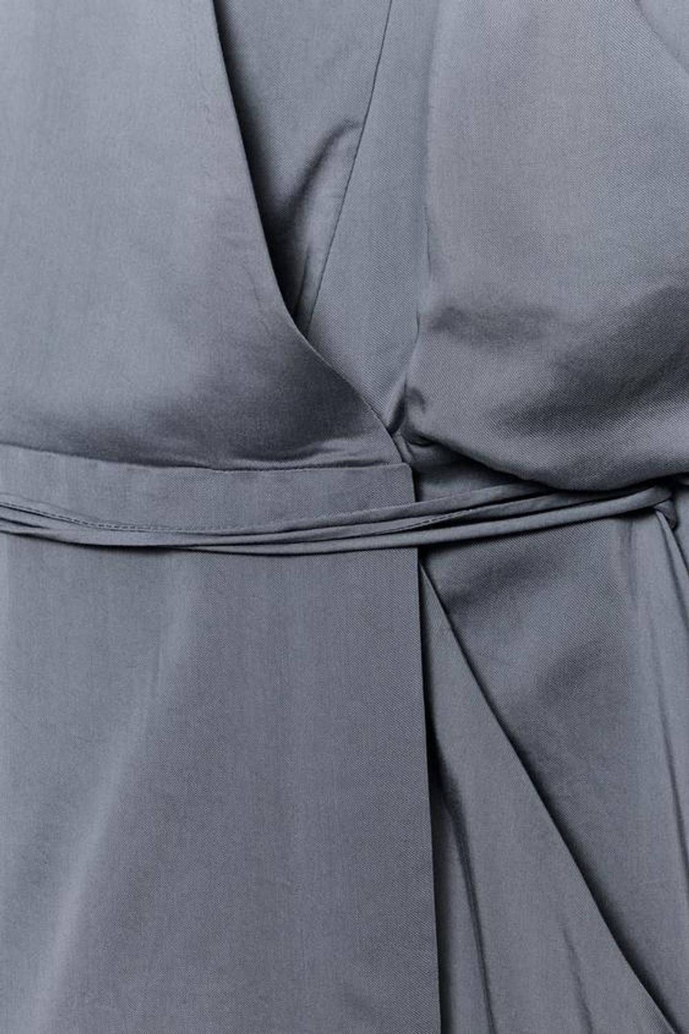 ZARA КОРОТКОЕ ПЛАТЬЕ С ЗАПАХОМ — ZW COLLECTION, СЕРО-СИНИЙ