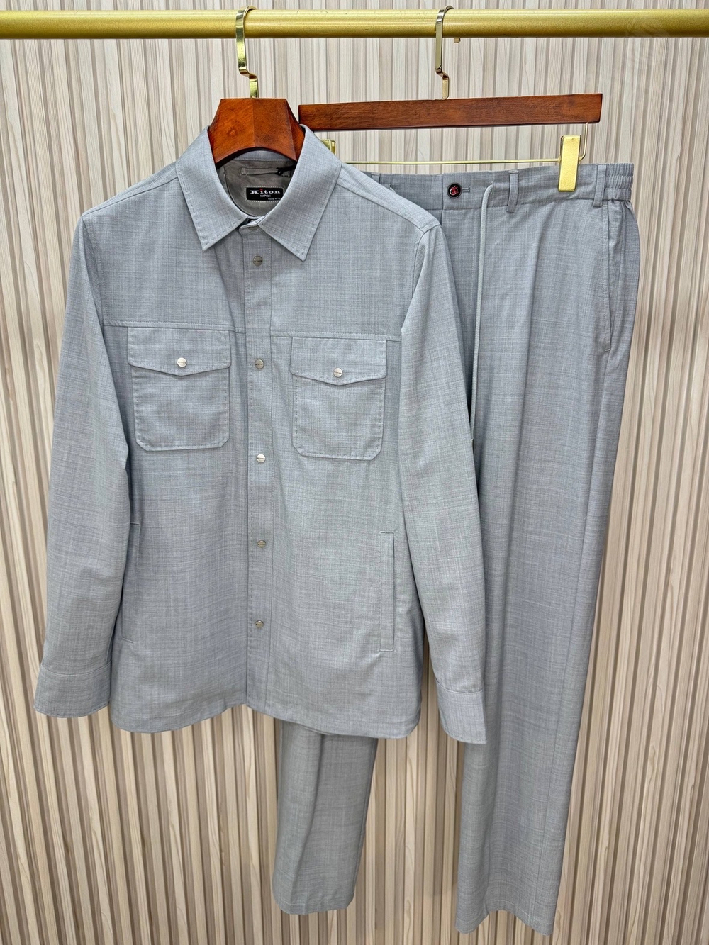 Прогулочный костюм Kiton