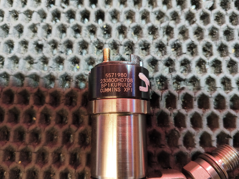 Форсунка топливная Cummins 2023г.