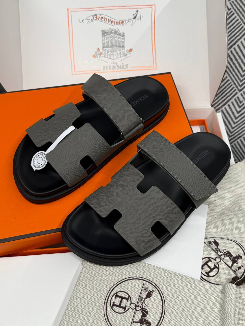 Шлепанцы Hermes