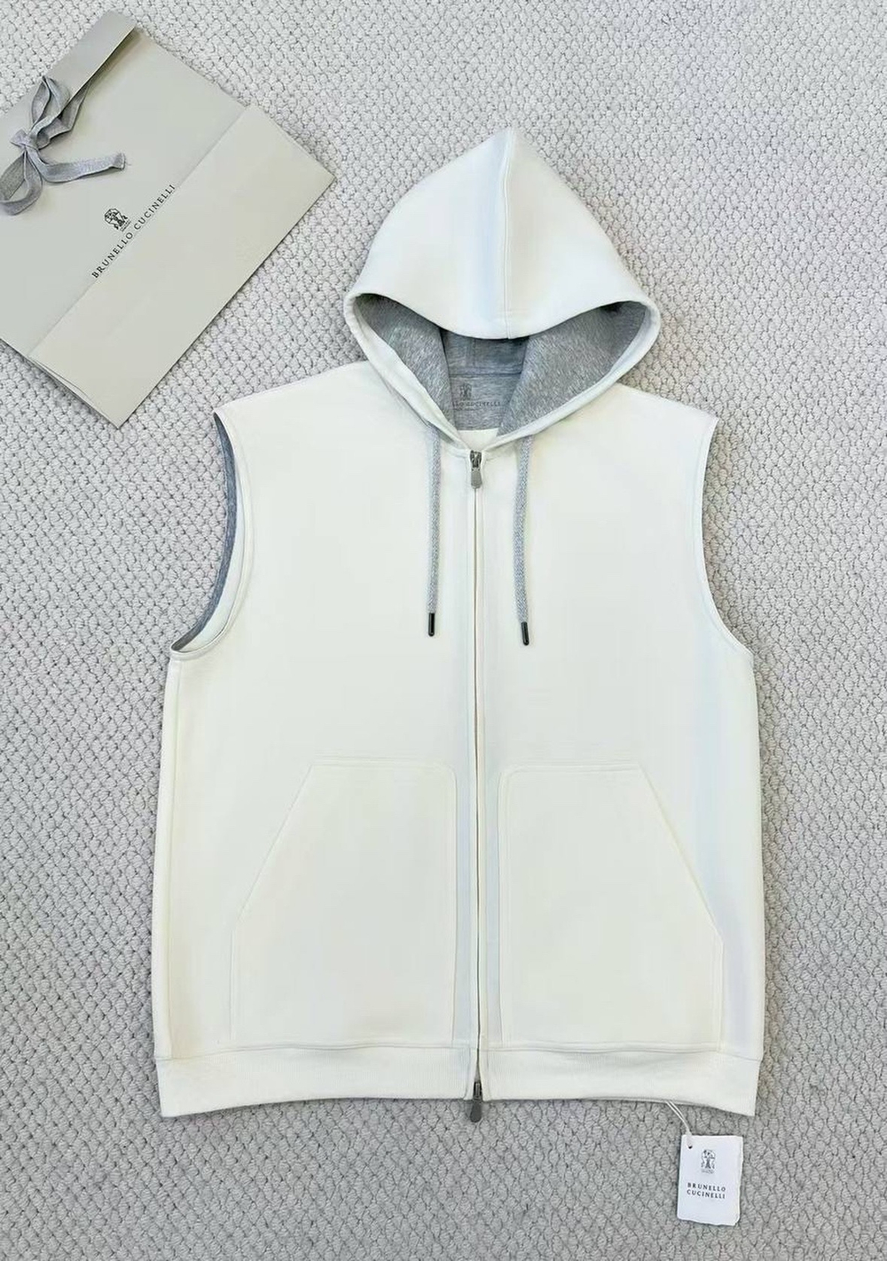 Жилет Brunello Cucinelli