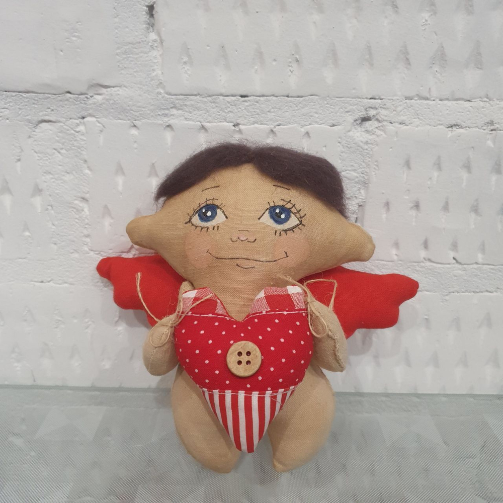 Игрушка (ручная работа) "Амур брюнет", 10 см