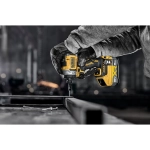Винтоверт DeWalt DCF860NT-XJ
