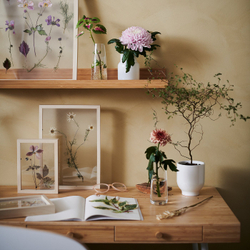 IKEA LOMVIKEN  (ИКЕА ЛОМВИКЕН)  -  Рамка для фото - белая 21x30 см