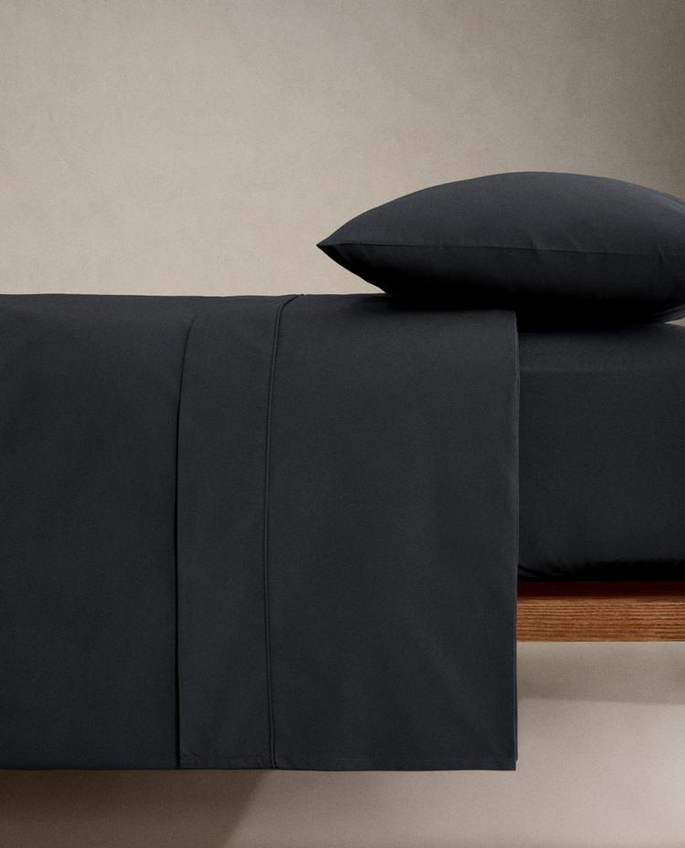 ZARA HOME (300 НИТЕЙ) ПРОСТЫНЯ ИЗ ХЛОПКА ПЕРКАЛЬ, ТЕМНО-СИНИЙ