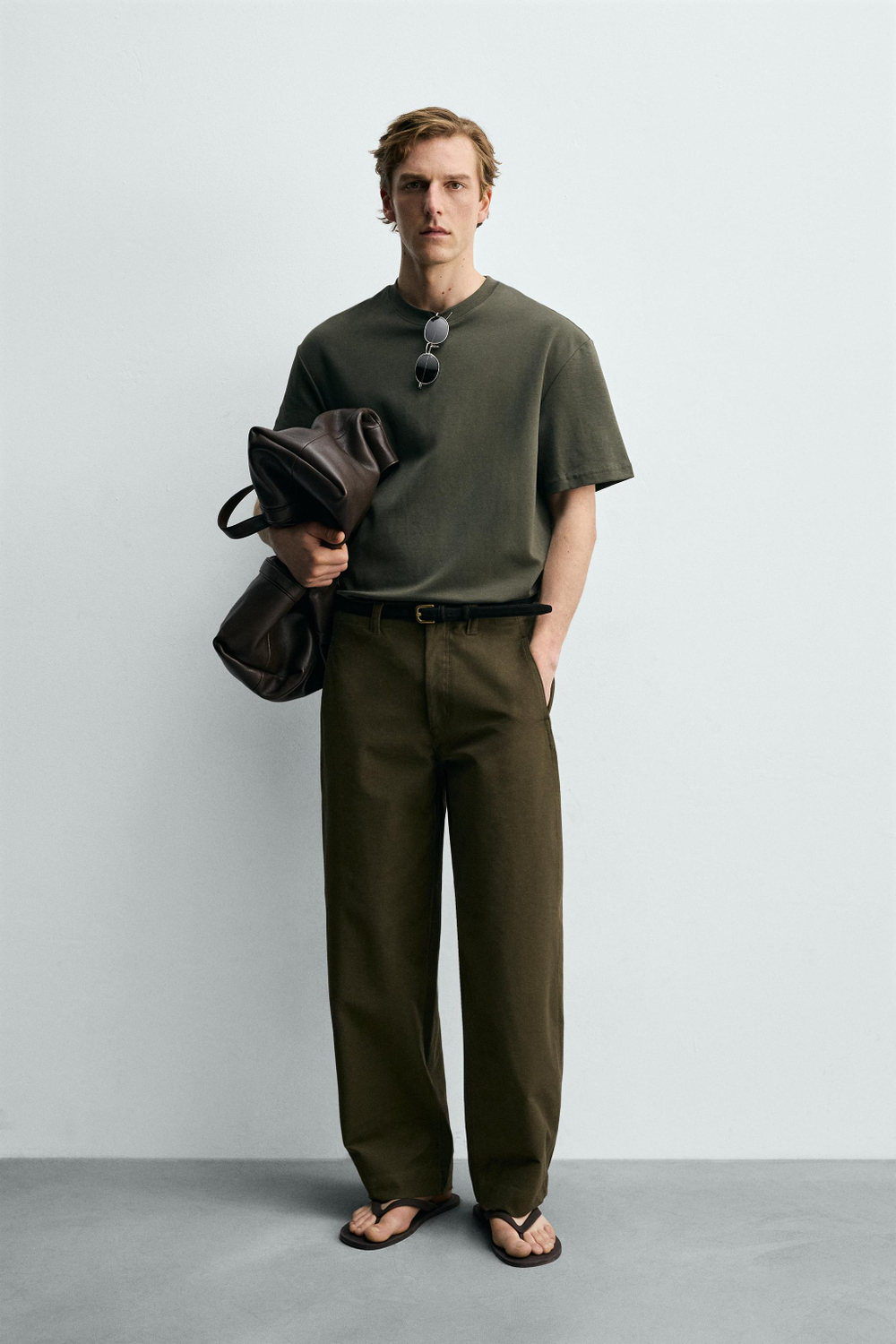 ZARA ФУТБОЛКА RELAXED FIT INTERLOCK, ТЕМНЫЙ ХАКИ