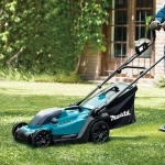 Газонокосилка роторная Makita DLM330RT 450Вт