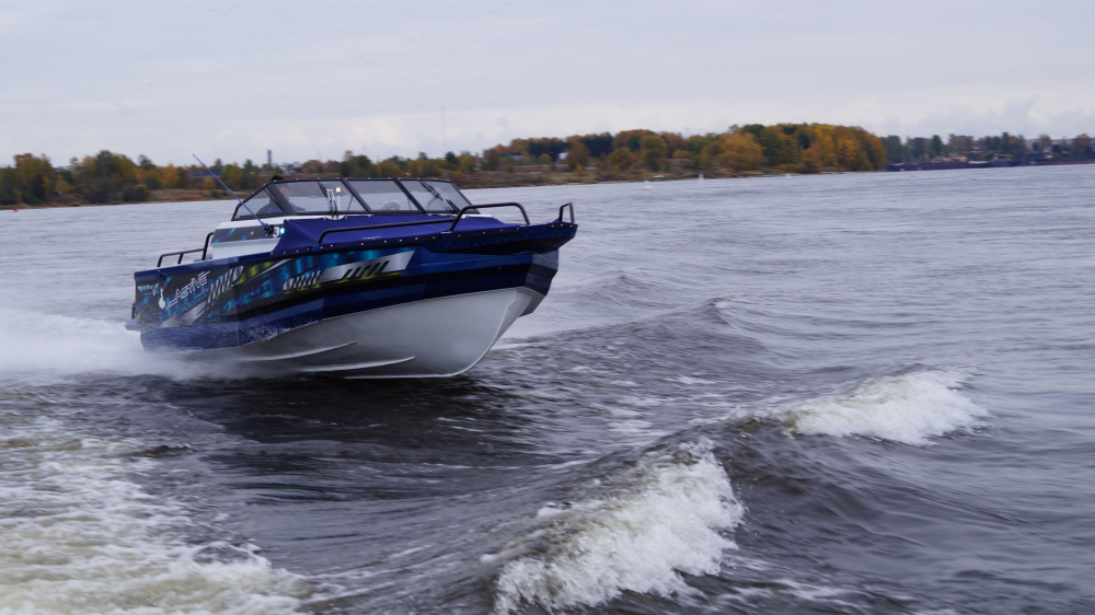 Алюминиевая лодка BERKUT Active DC