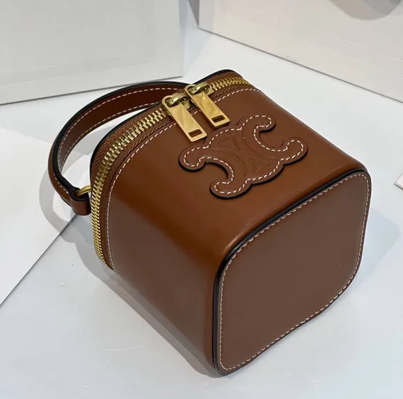 Сумка CELINE CUIR TRIOMPHE