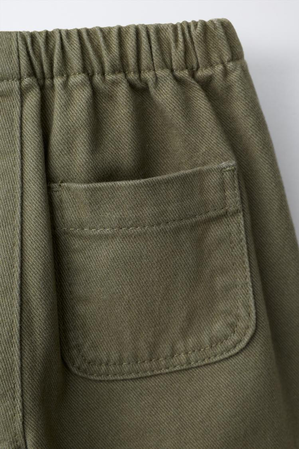 ZARA БРЮКИ ИЗ ТВИЛА СО ШВАММИ, ХАКИ