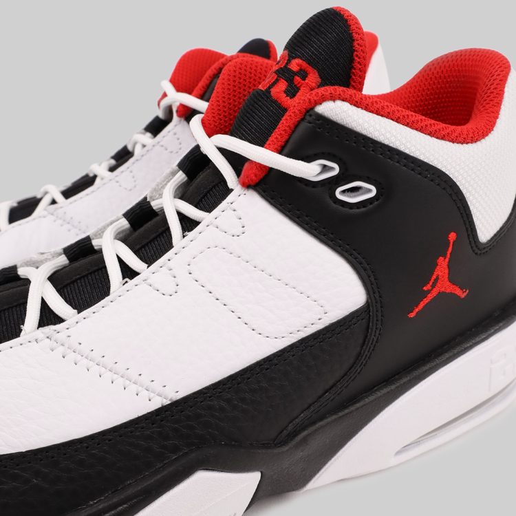 Кроссовки Jordan Max Aura 3 артикул:CZ4167-161 - купить в магазине Дайс