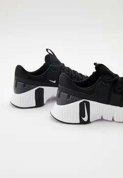 Кроссовки женские NIKE W NIKE FREE METCON 5