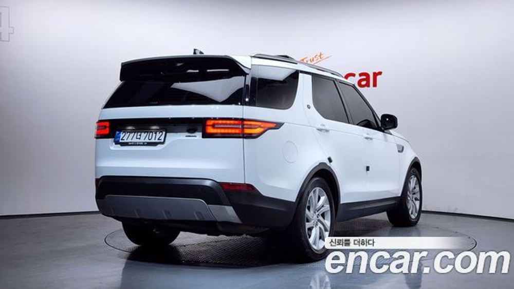 Land Rover Discovery 3.0 TD6 HSE — 2018