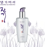 DAENG GI MEO RI Восстанавливающая сыворотка для волос Vitalizing Hair Serum, 140ml