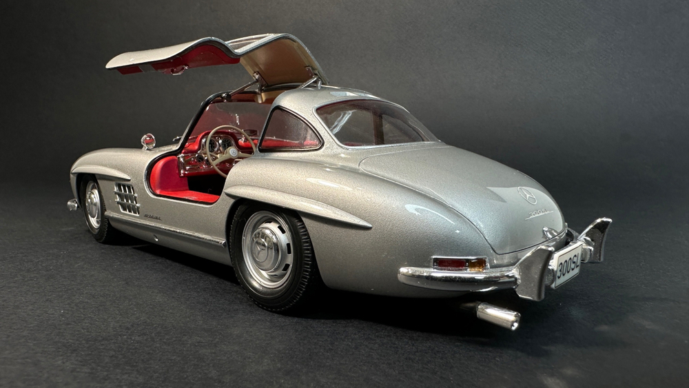 Краска лаковая HobbyLink Mercedes-Benz Silver Gray HP-2201