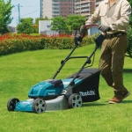 Аккумуляторная газонокосилка 460 мм Makita DLM460Z