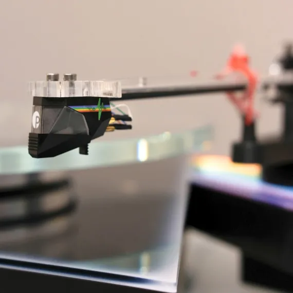 Pro-Ject The Dark Side Of The Moon Pick IT Pro SE
