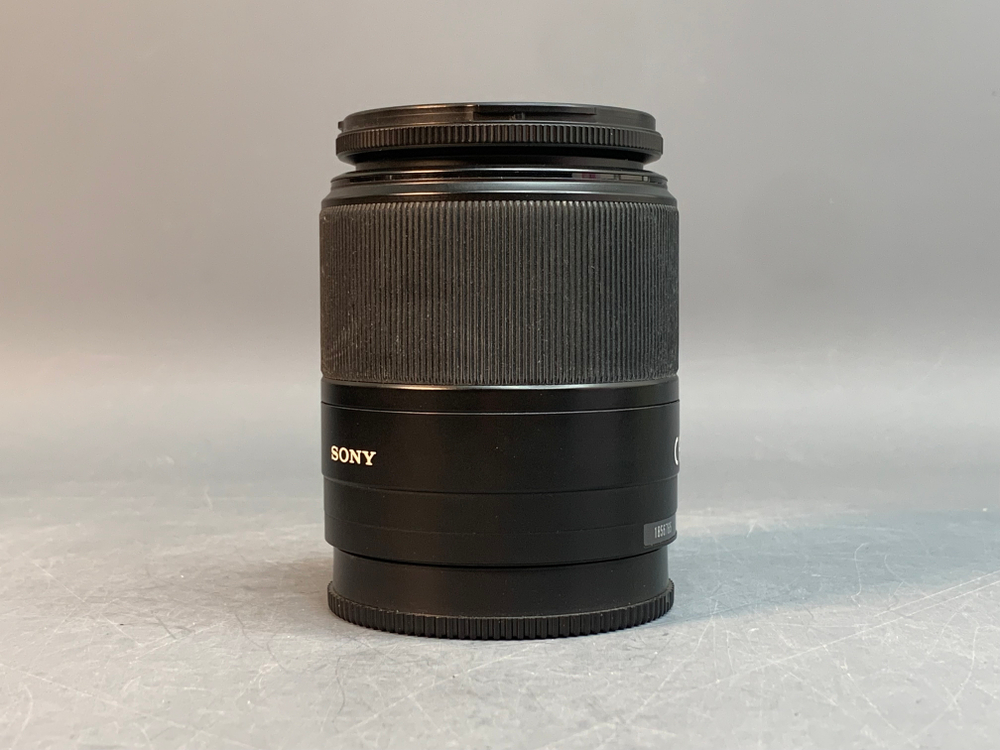 Sony DT 18-70mm 3.5-5.6, царапины на линзе