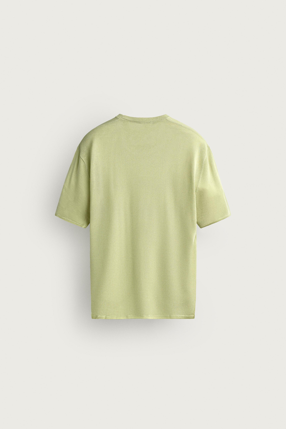 ФУТБОЛКА ИЗ ЛЕГКОГО ТРИКОТАЖА RELAXED FIT — ZARA