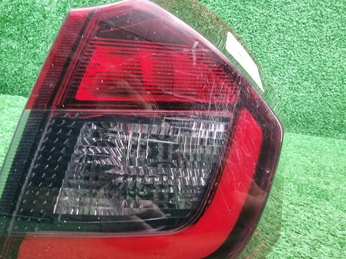 Фонарь правый внешний Livan X3 Pro (2022-н.в.)