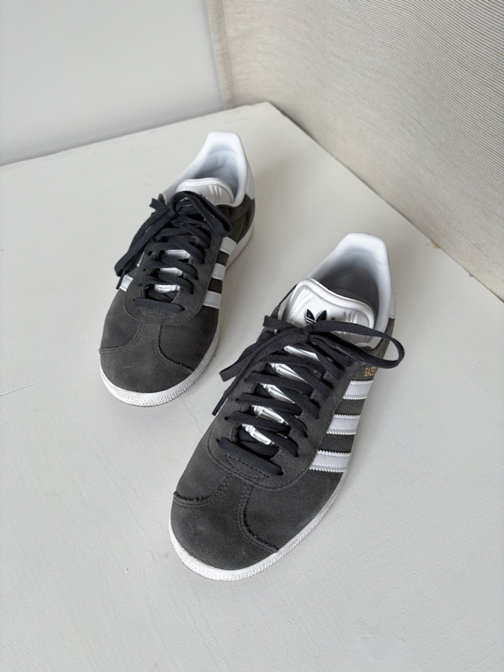 Замшевые кроссовки Adidas Gazelle, 38