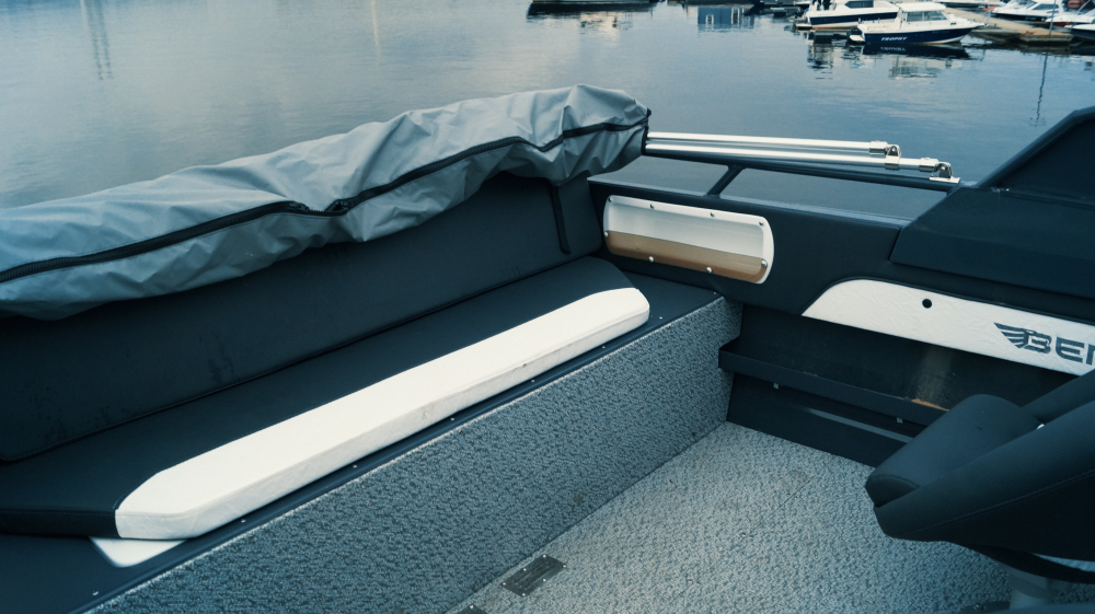 Алюминиевая моторная лодка Berkut L-Arctica