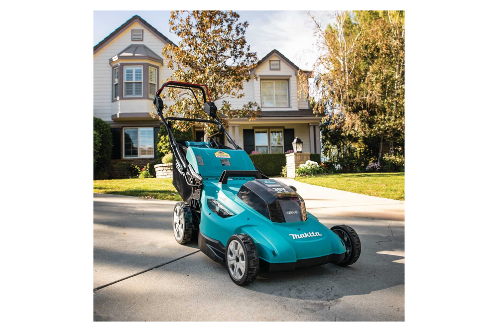 Газонокосилка аккумуляторная Makita LXT 2x18В, 860Вт, 53см, 70л, 2,5-5км/ч,4в1,XPT, (2xBL1850B, DC18SH) DLM539CT2