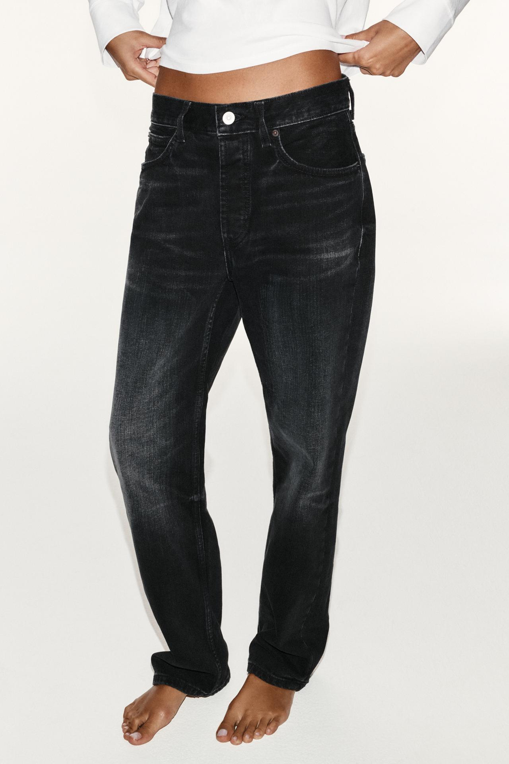 ZARA ДЖИНСЫ TRF STRAIGHT СО СРЕДНЕЙ ПОСАДКОЙ, ЧЕРНЫЙ