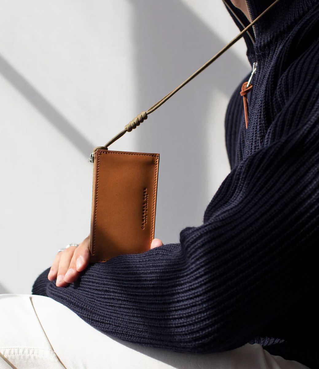 Campbell Cole Simple Coin Pouch Tan — кошелёк из кожи